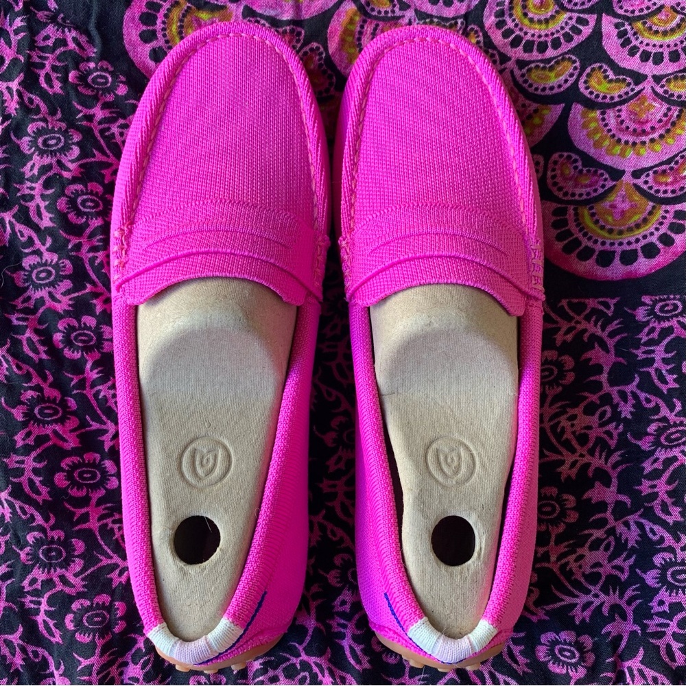 Rothy’s Driver in Dragonfruit size 7.5